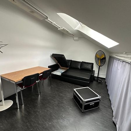 Apartament Raum Und Zeit Zurych Zewnętrze zdjęcie