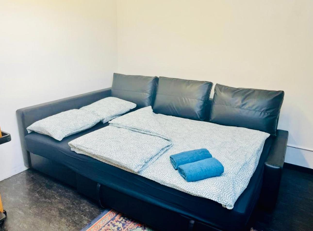Apartament Raum Und Zeit Zurych Zewnętrze zdjęcie